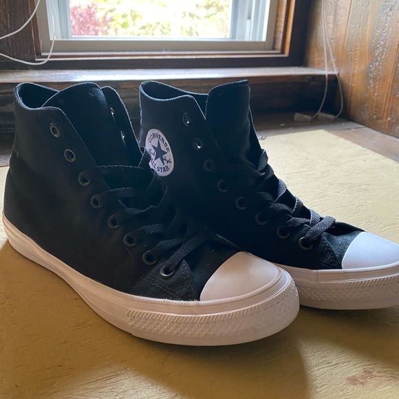 Converse Other - Chuck Taylor Converse hightops